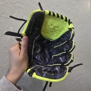 ORTIZ34 GLOVE 9" TEE BALL BLACK NEON YELLOW 2020 LIMITED EDITION T-BALL